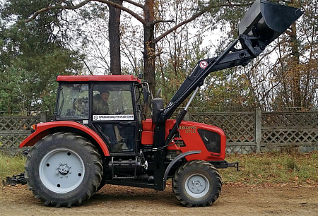 Фронтальный погрузчик ПТМ - 0,75 к трактору МТЗ 921.3